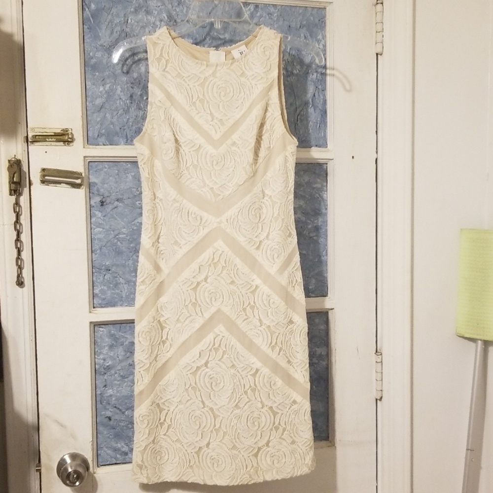 Lace cream dress